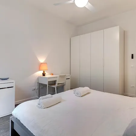 Apartamento Rossini 4 *